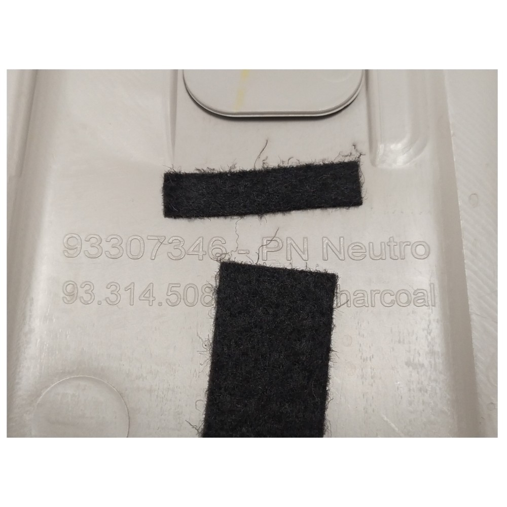 Moldura Coluna Central Direito Prisma Celta 2006 2007 A 2015 7