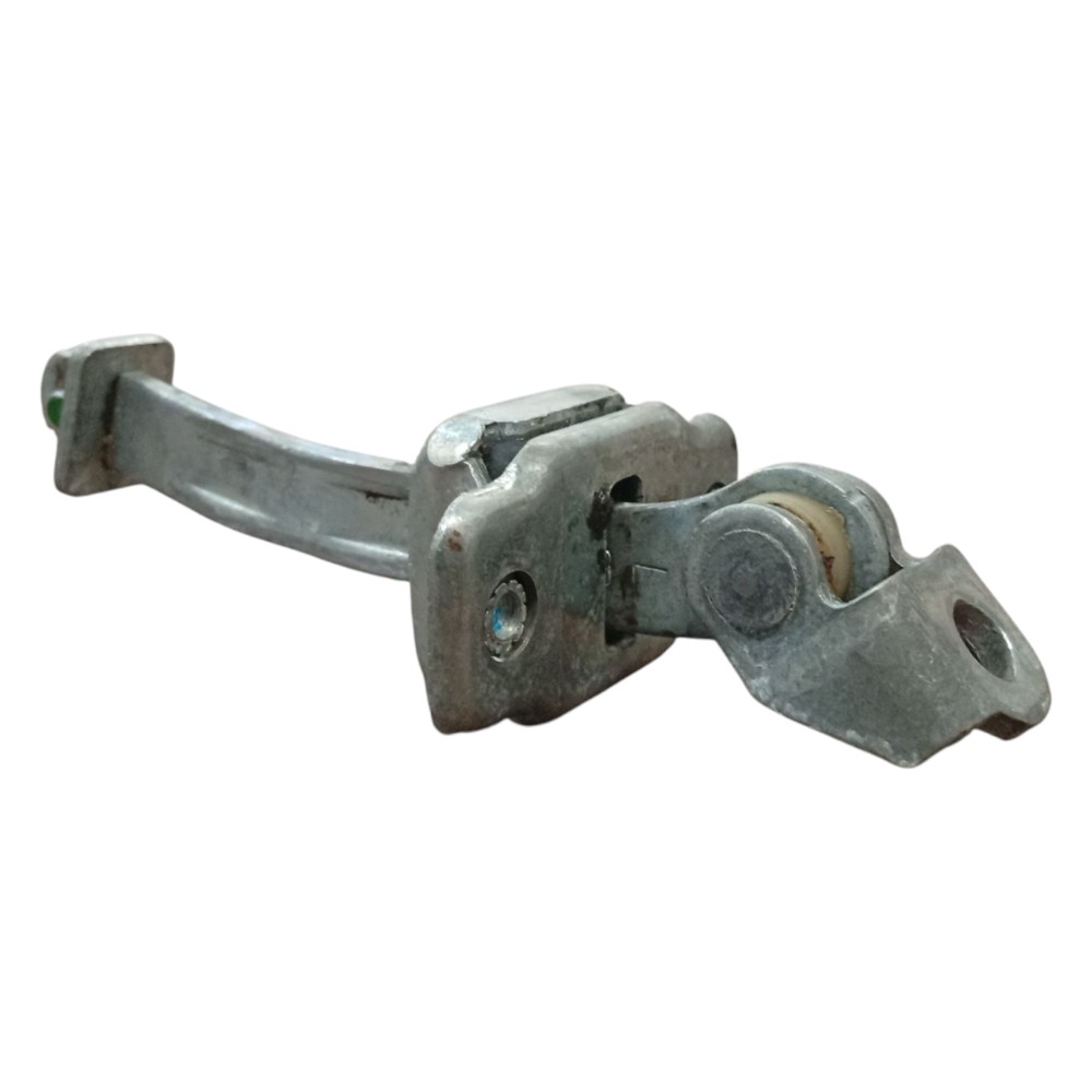 Limitador Porta Traseira Corsa Classic 98 99 2000 2001 2009 6