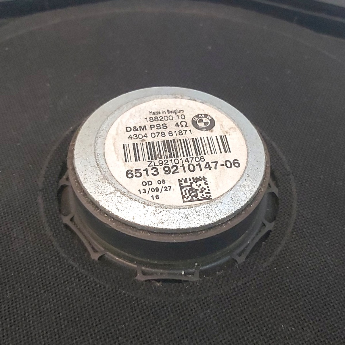 Alto Falante Subwoofer Esquerdo Bmw 116 118 320 F20 F30 2015 Preto 5