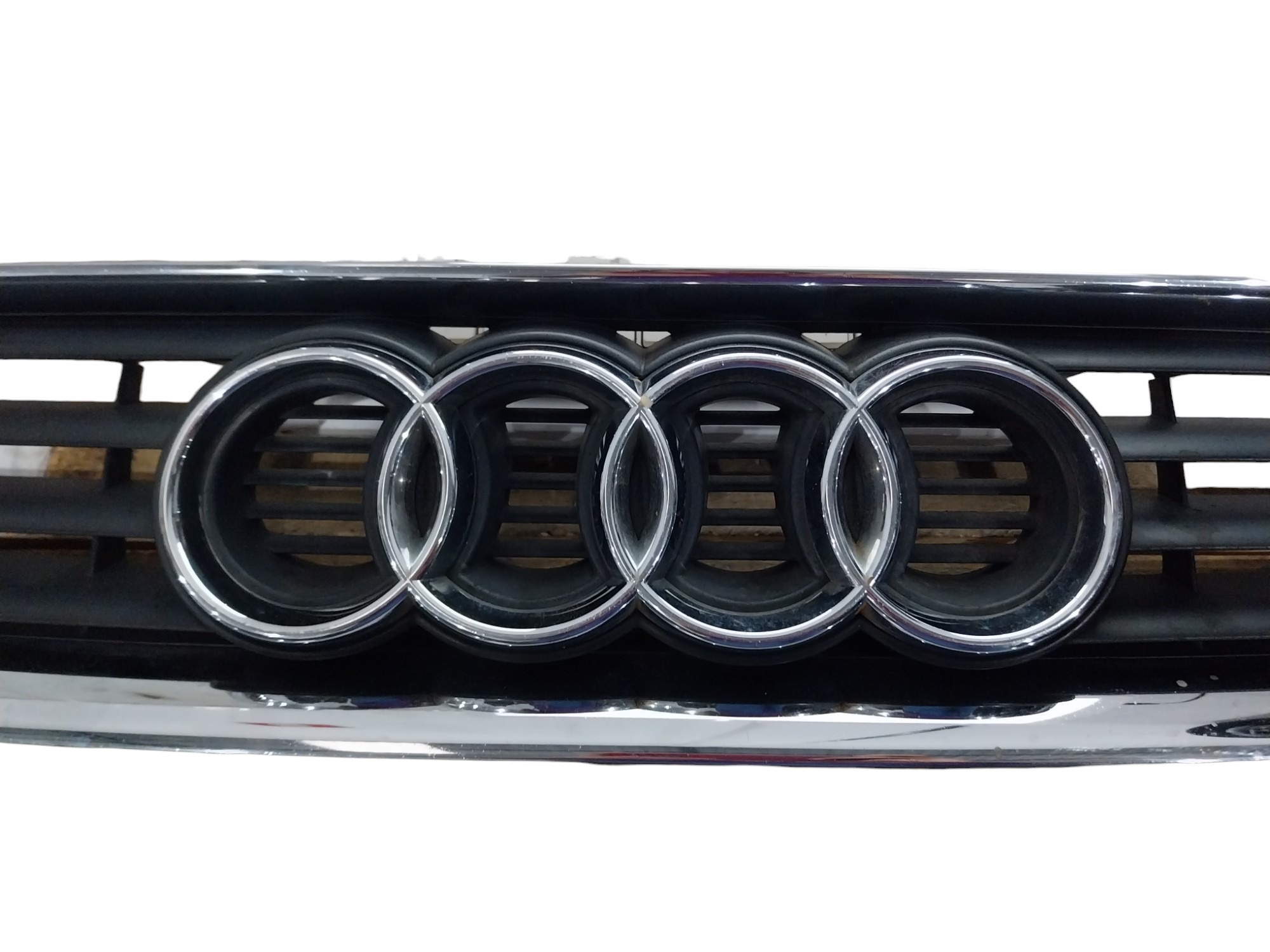 Grade Frontal Audi A3 97 98 2000 2001 2002 2003 2006 Detalhe 6