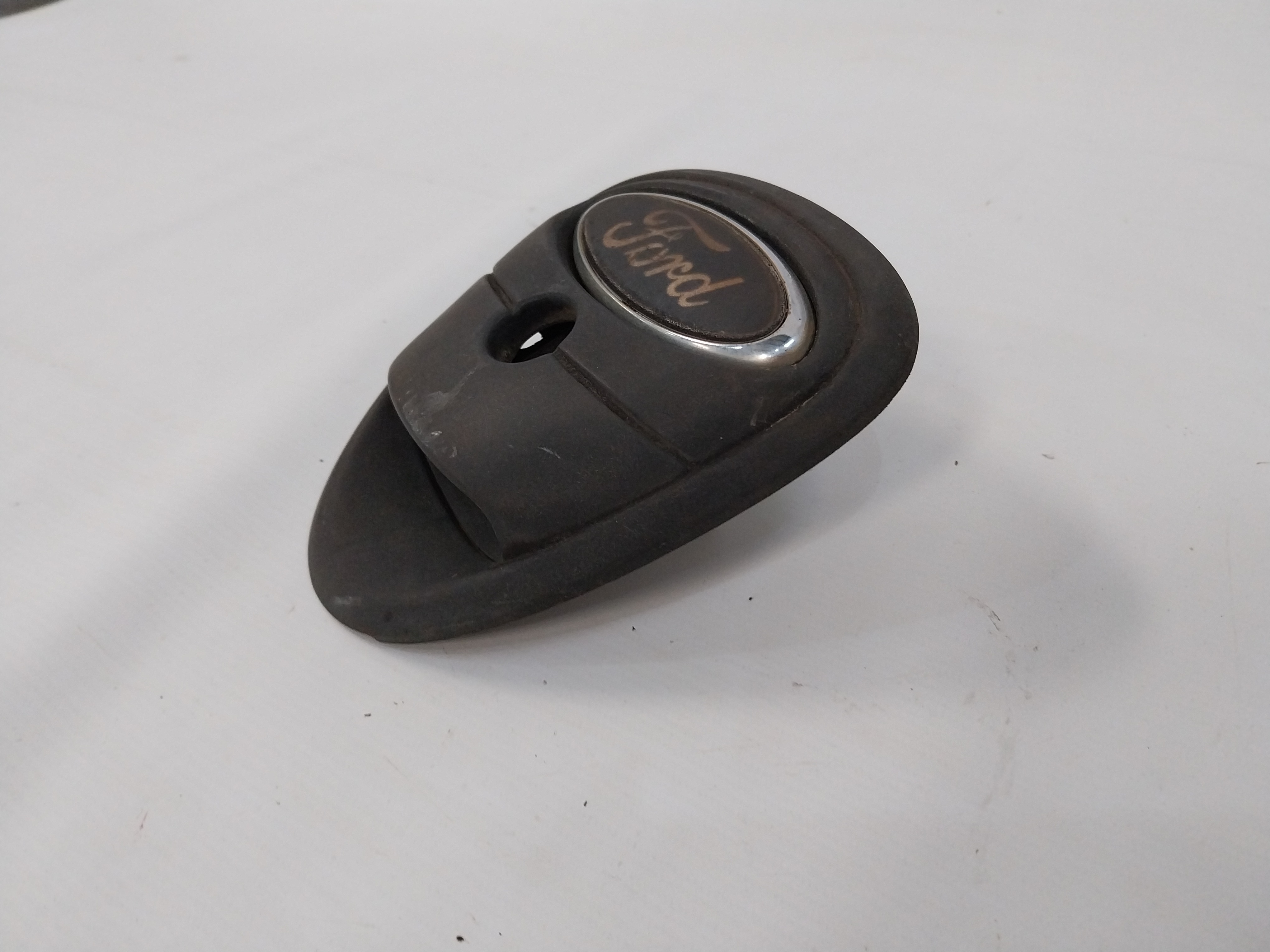 Moldura Maçaneta Tampa Traseira Ford Ka 97 98 99 2000 2001  Preto Traseira 2