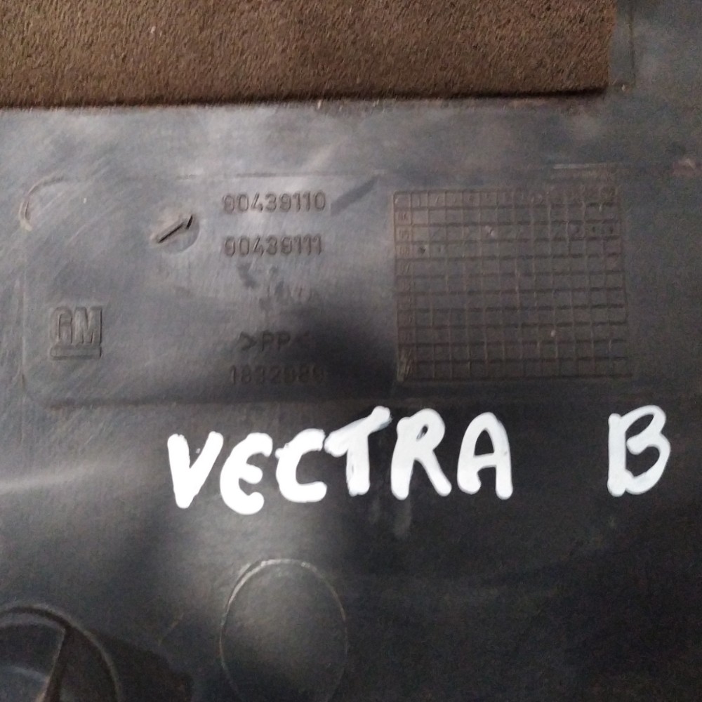 Acabamento Soleira Porta Malas Vectra 97 98 99 2000 A 2005 10