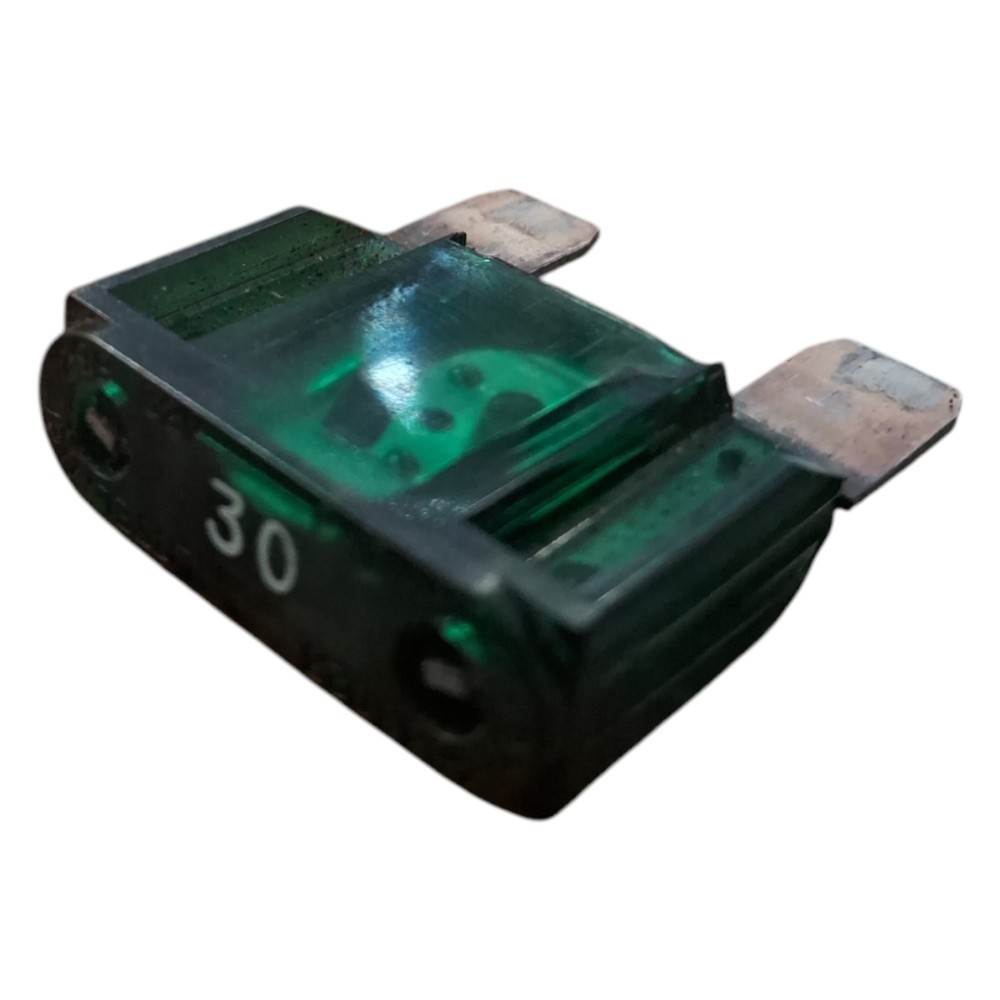 Max Fuse 30a 32v Vectra 97 98 99 2000 2001 2002 2005 4604602