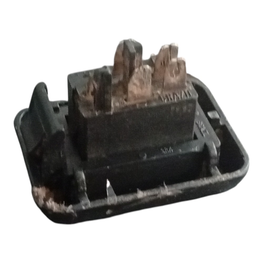 Botão Vidro Elétrico Santana Gol Parati Quantum 95 96 97 98 6