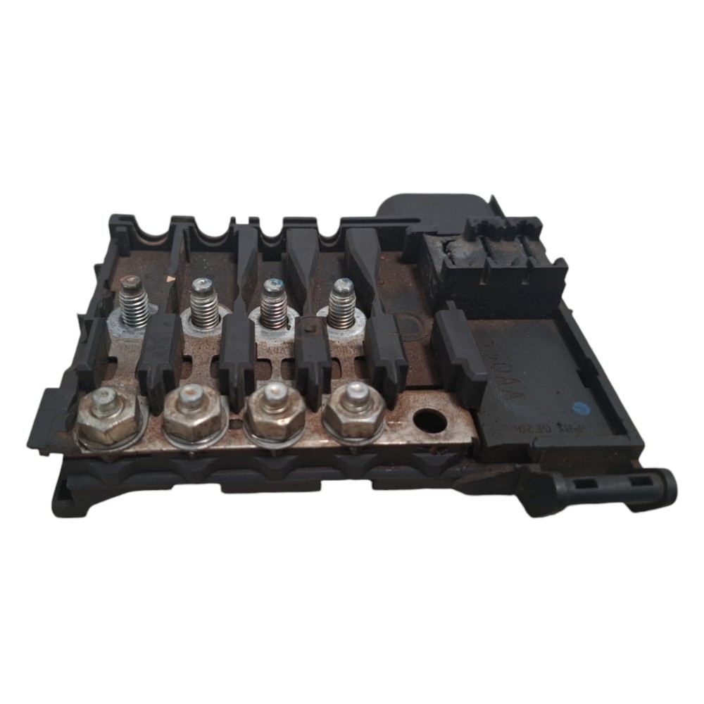 Caixa Auxiliar Fusível Bateria Audi A3 97 99 2000 2002 2006