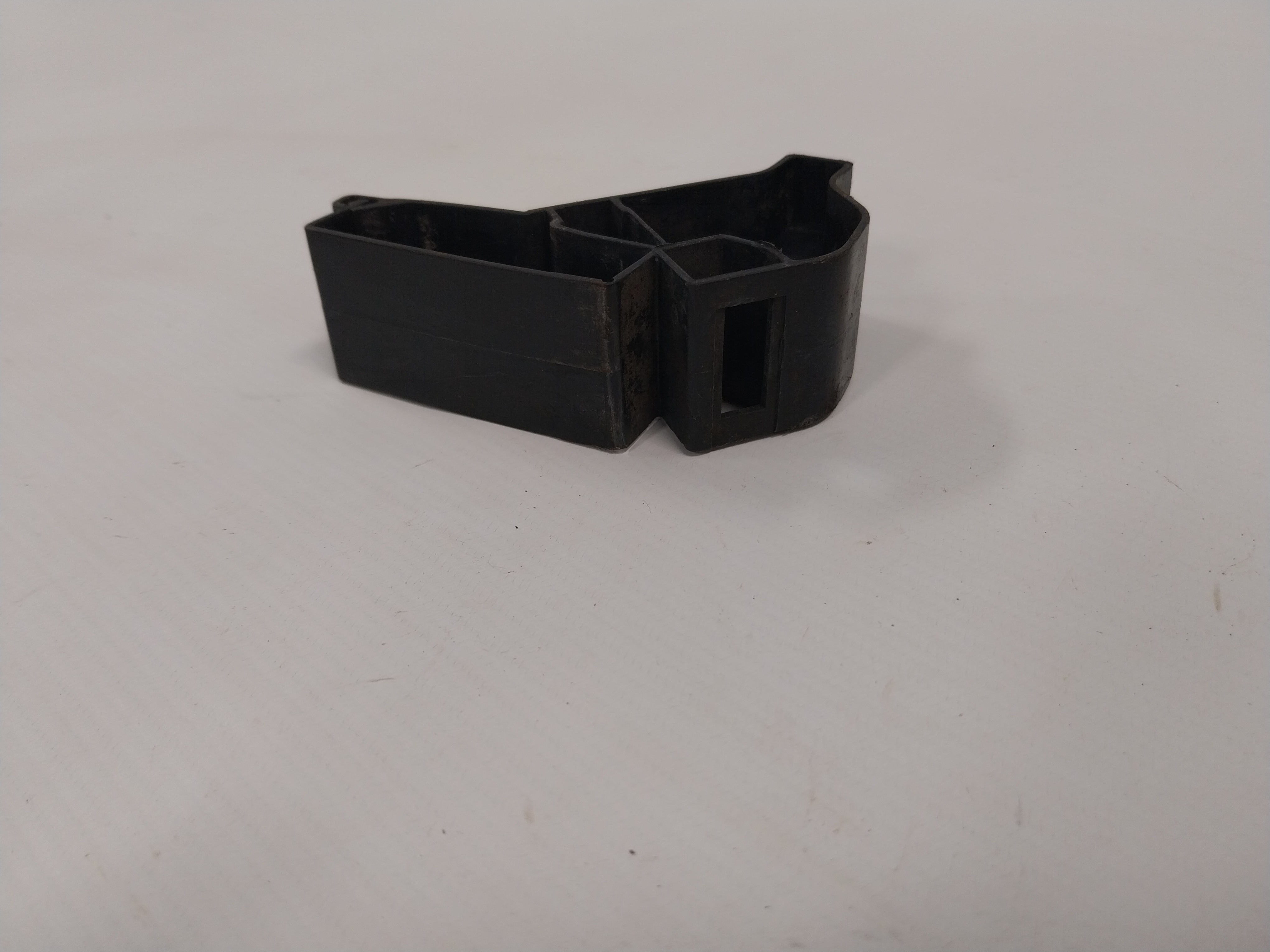 Suporte Tampa Painel Inferior Vectra 97 98 99 2000 2004 2005 Preto 4