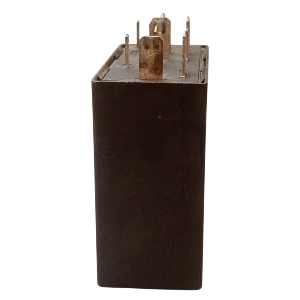 Rele Módulo Limpador Parabrisa Audi A3 Golf 97 99 2000 2006 5