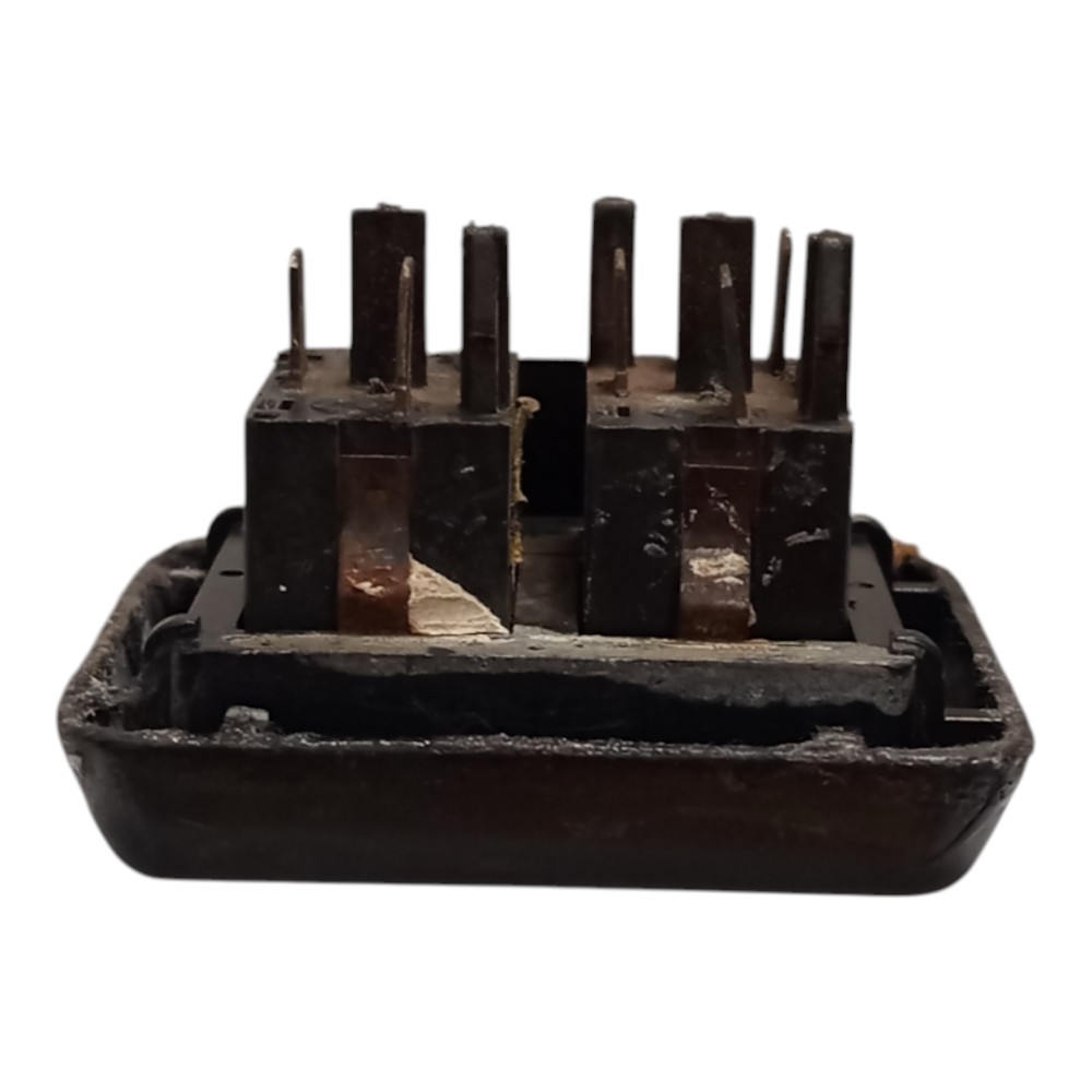 Botão Comando Vidro Duplo Dianteiro L.E. Gol Vw 88 94 4