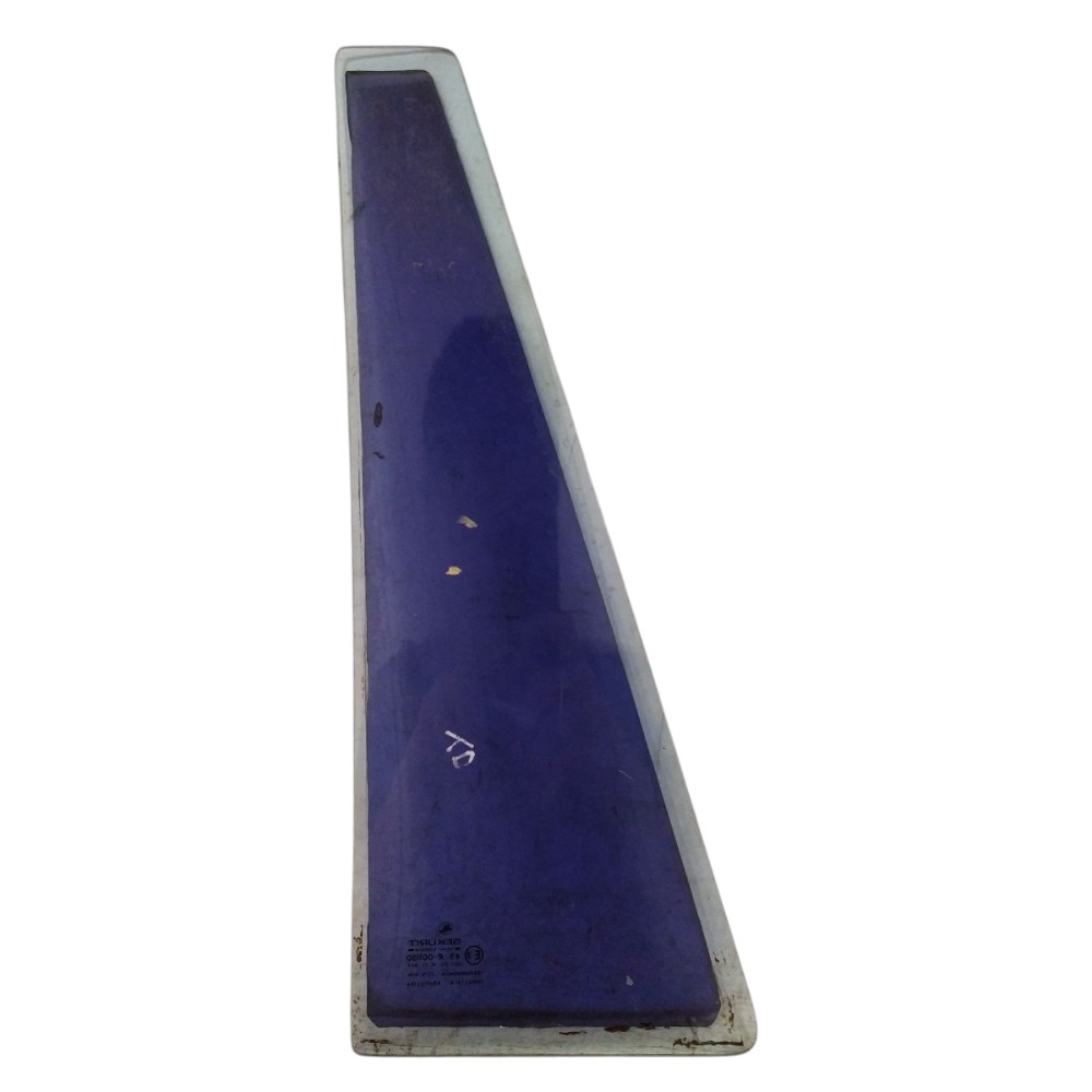 Vidro Fixo Porta Traseira Direita Santana 92 96 2000 A 2006 2