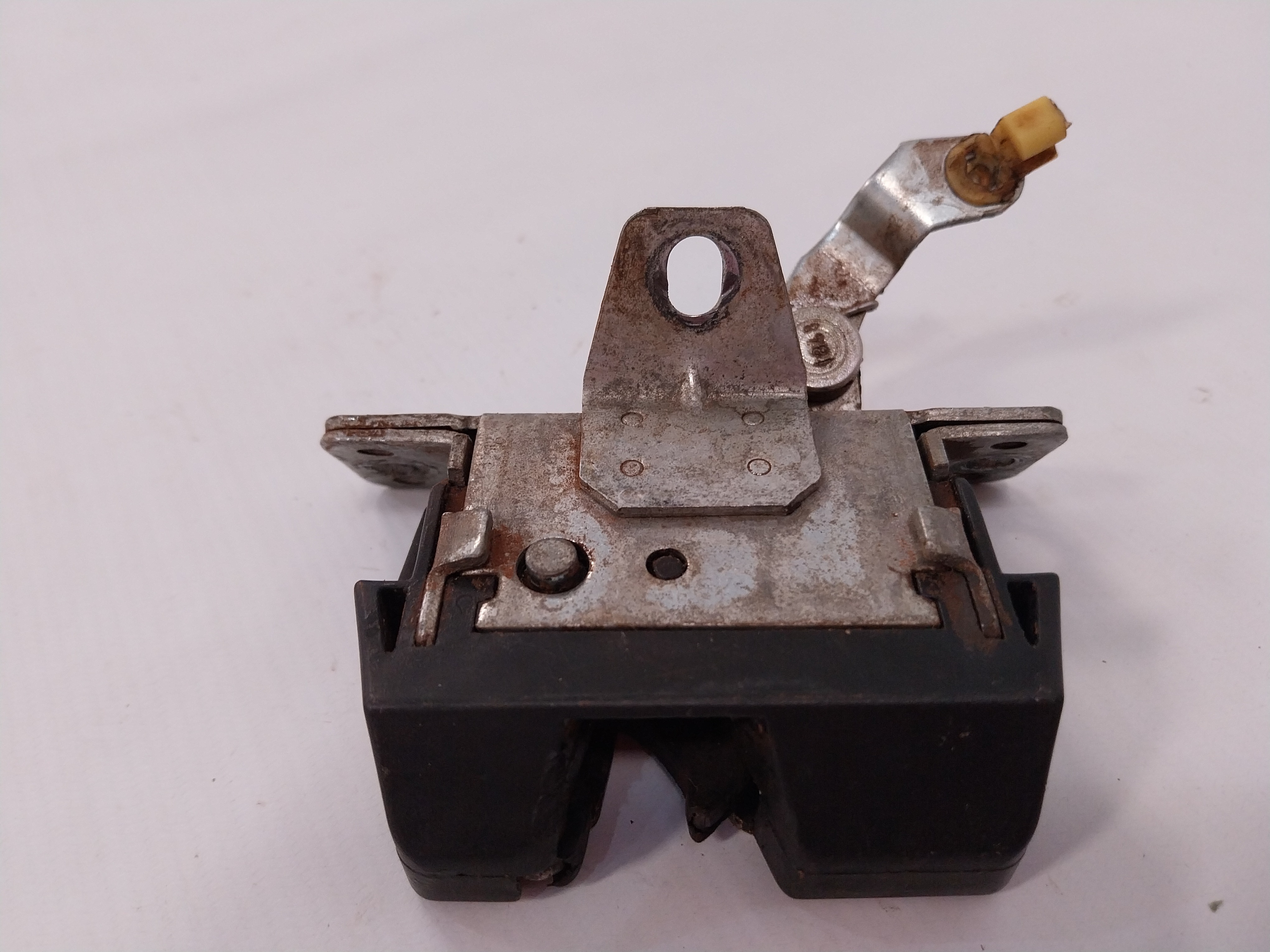 Fechadura Porta Malas Corsa Montana 2002 2010 2011 2012 2