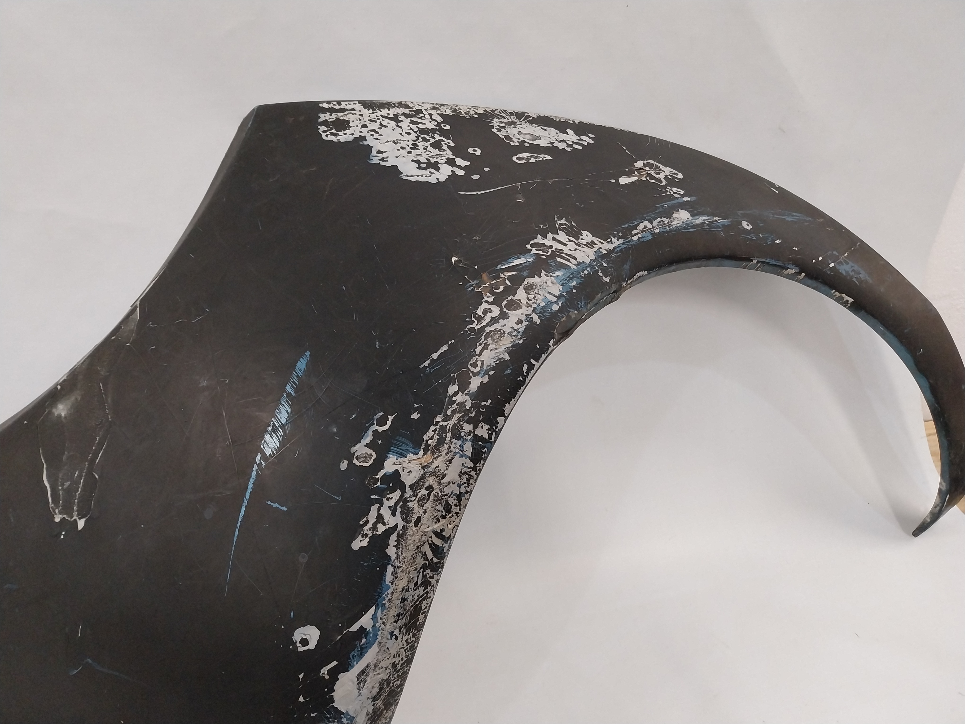 Moldura Paralama Traseiro Direito Ford Ka 99 2000 2001 2003 3