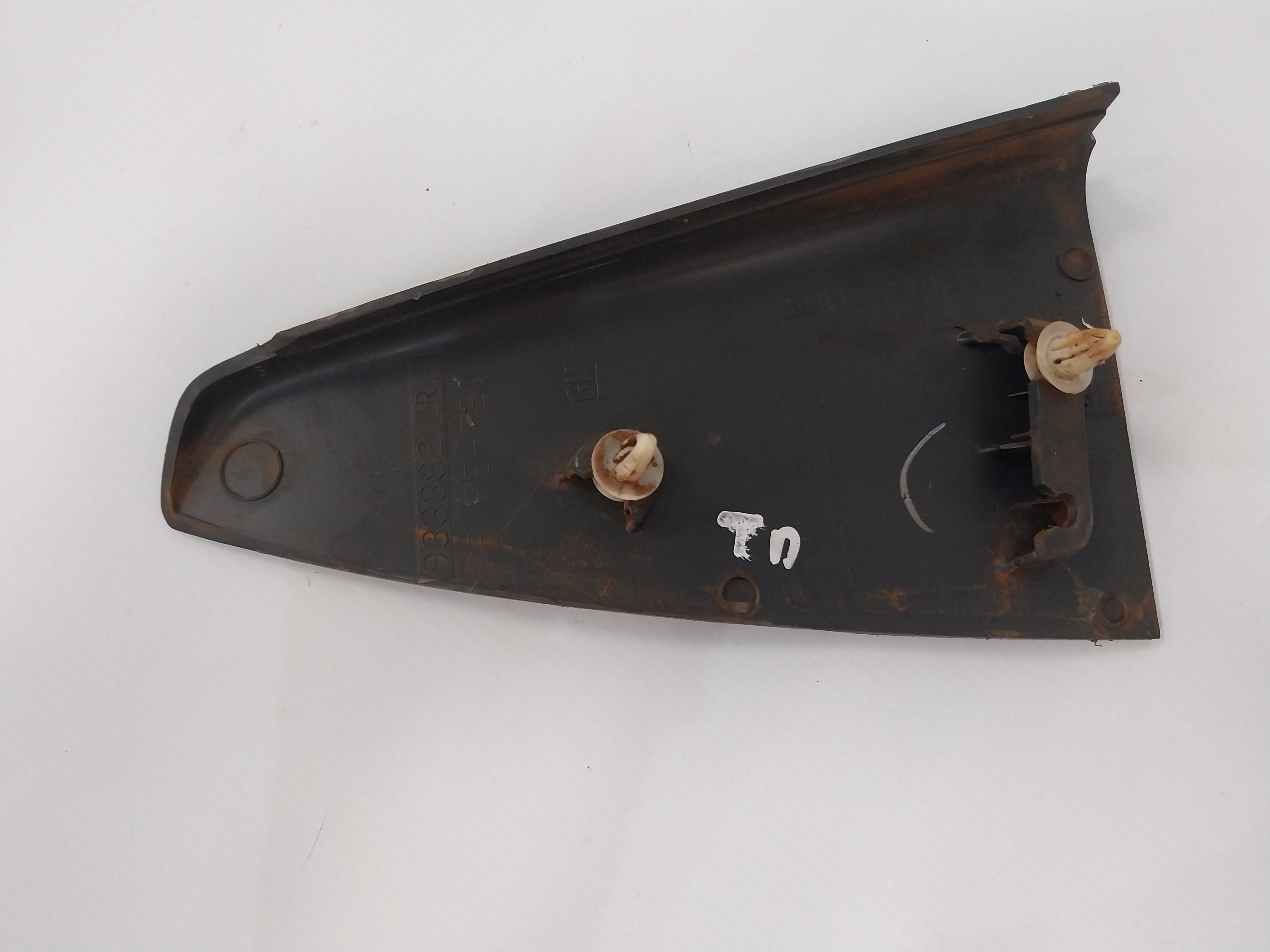 Moldura Acabamento Traseiro Direito Corsa Montana 2002/2012 Preto 2