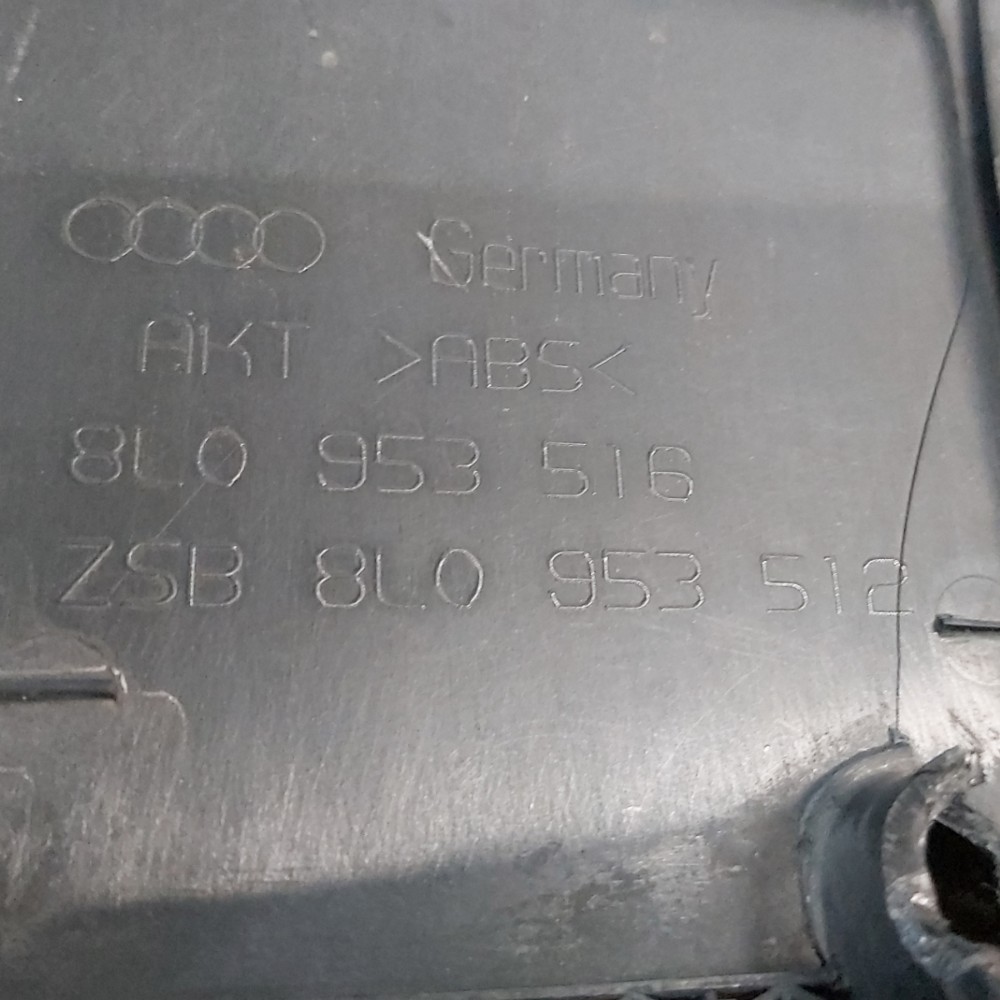 Acabamento Inferior Coluna Direção Audi A3 97 A 2006 Detalhe 6