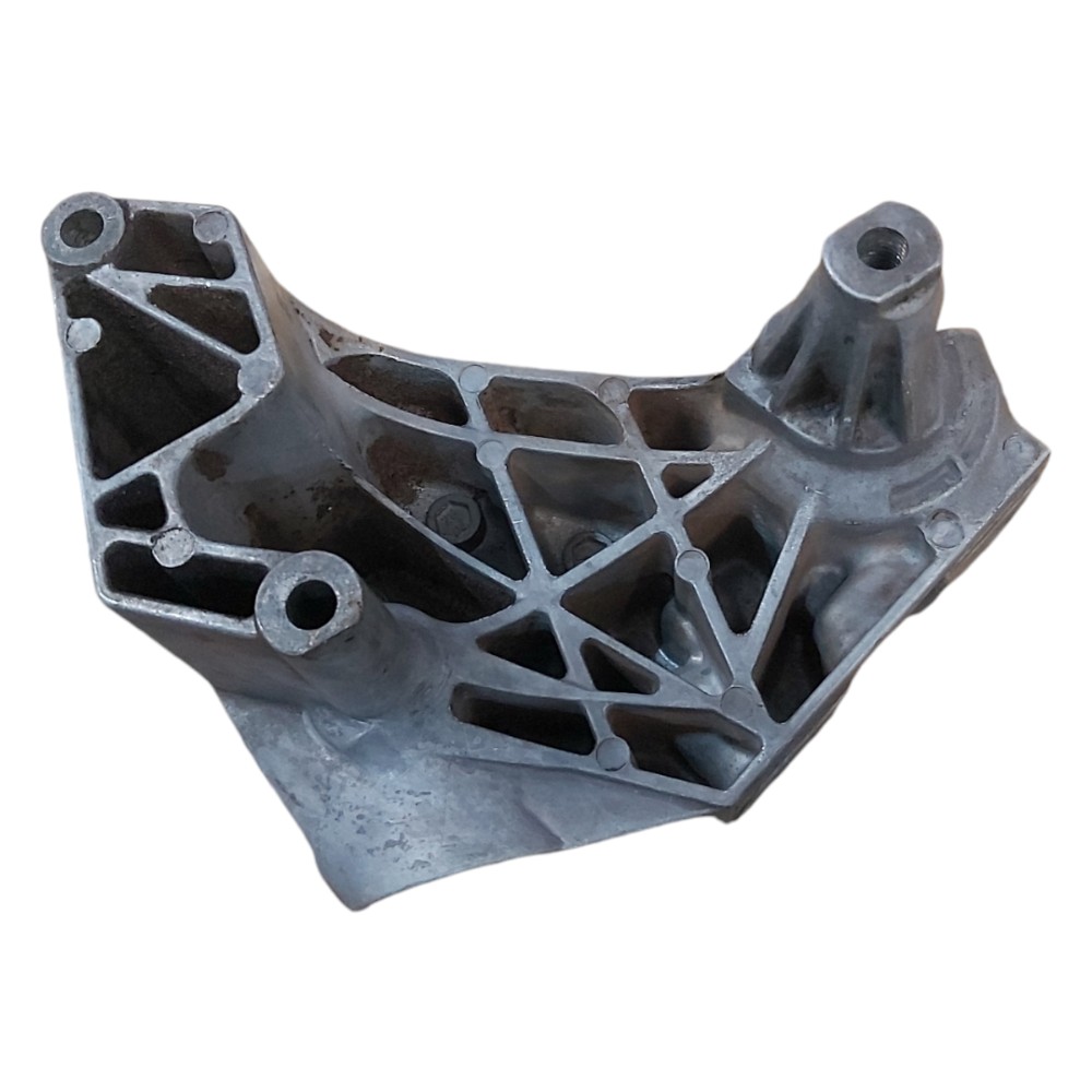 Suporte Direito Coxim Motor Audi A3 Golf Bora 97 98 99 2006 4