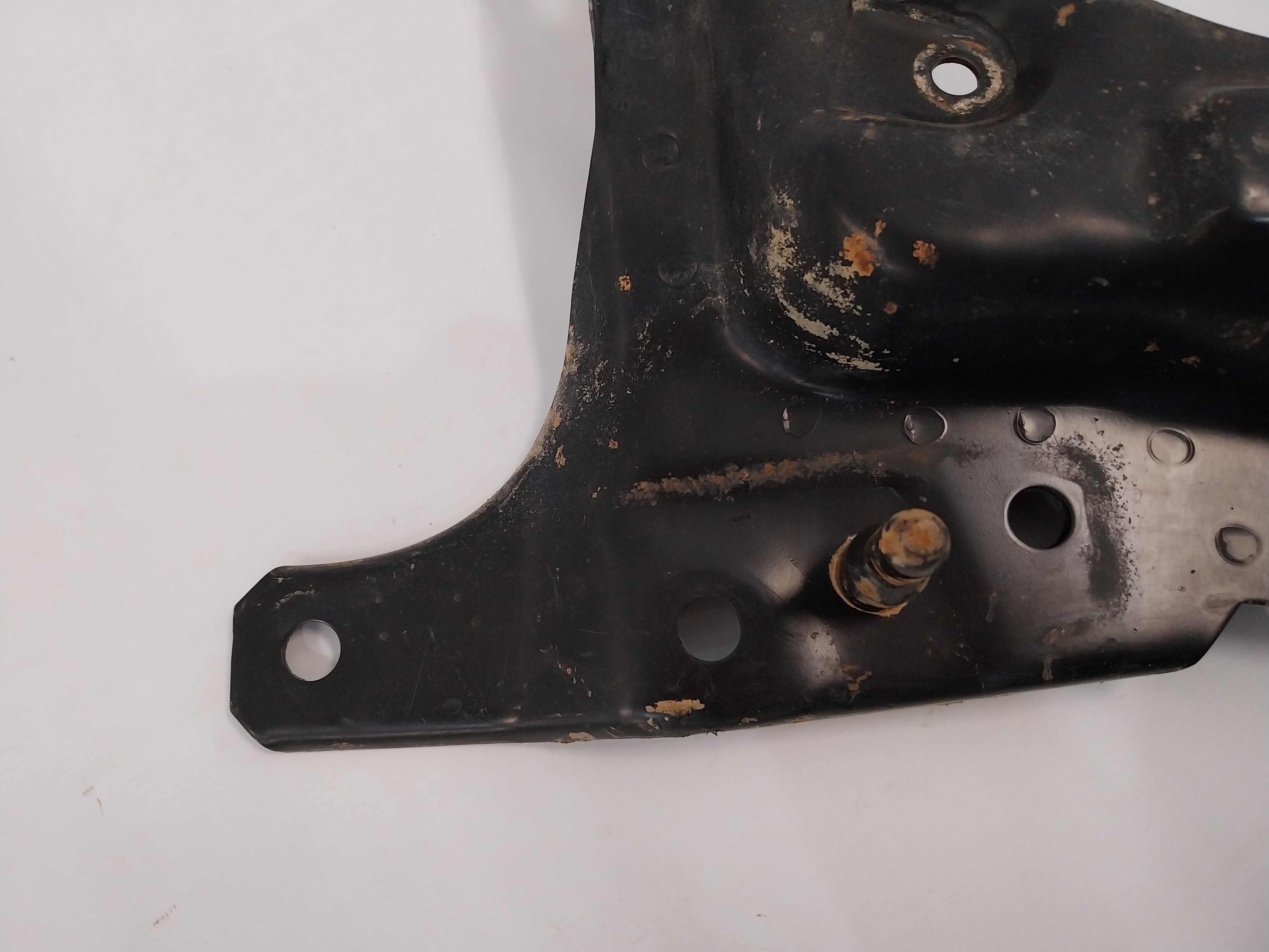 Suporte Bandeja Esquerda Ford Ka 99 2000 2001 2002 2003 4