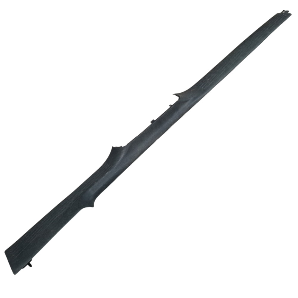 Soleira Interna Esquerda Audi A3 97 98 99 2001 2006 Detalhe  Preto 5