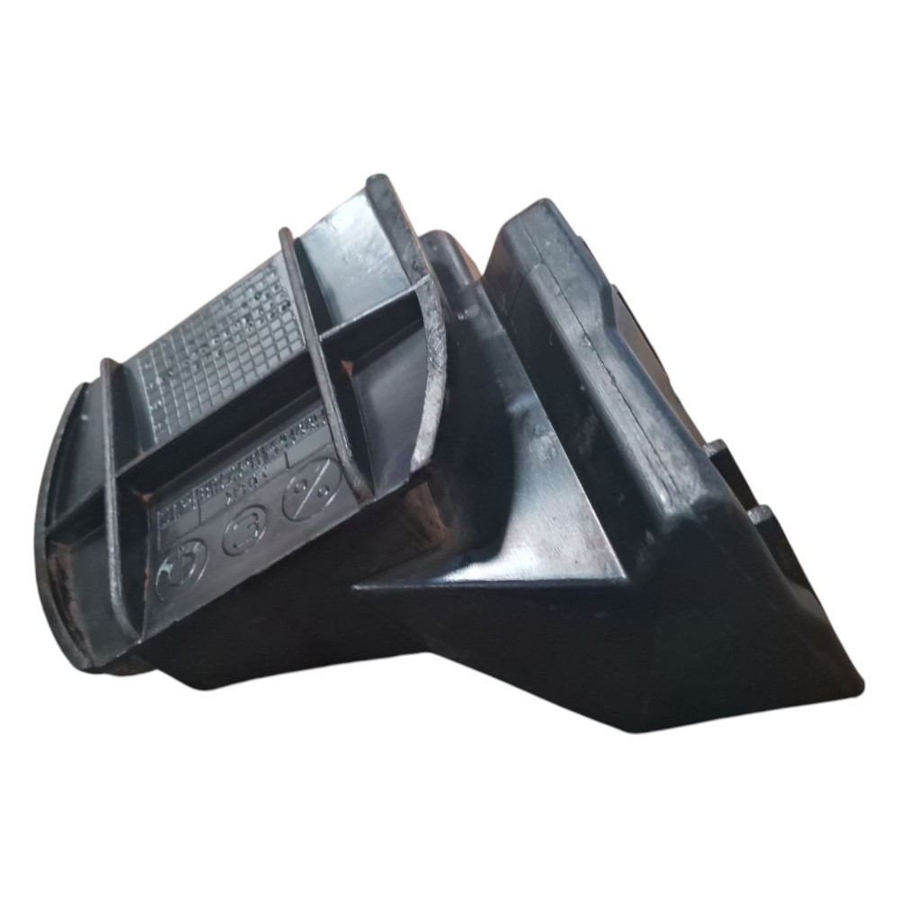 Suporte Parachoque Traseiro Esquerdo Bmw E46 330 325 320 1