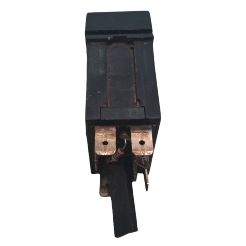 Botão Interruptor Pisca Alerta Santana 91 92 93 94 95 96 97 Preto 5