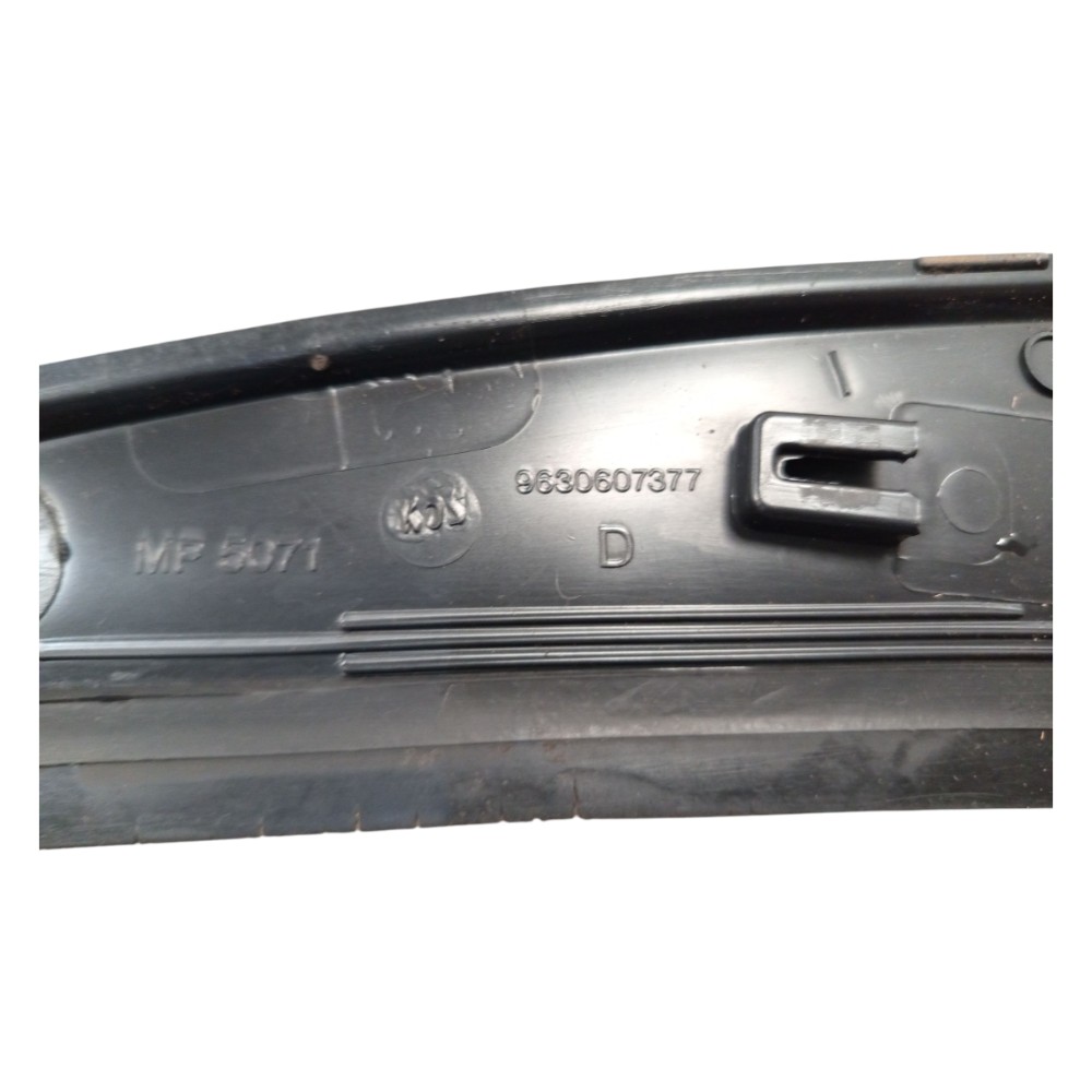 Grade Churrasqueira Direita Peugeot 206 2001 2002 2003 2008 Preto 37761 4