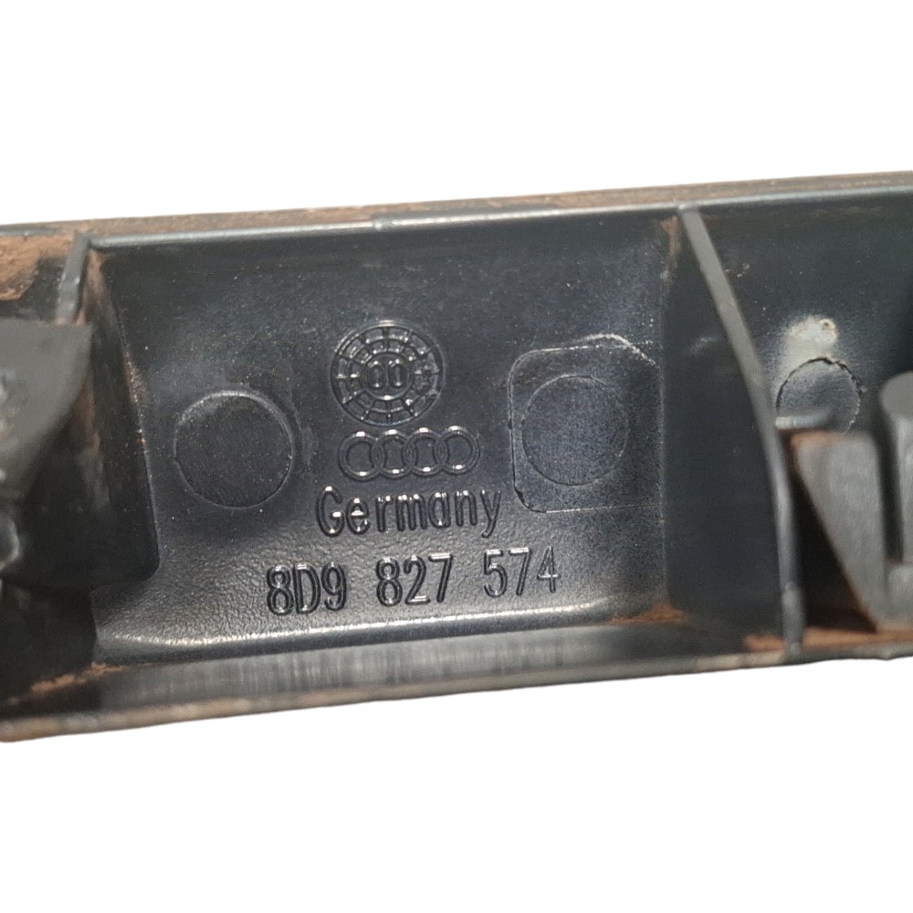 Friso Moldura Tampa Traseira Audi A3 97 98 99 2000 2001 2006 Preto 6