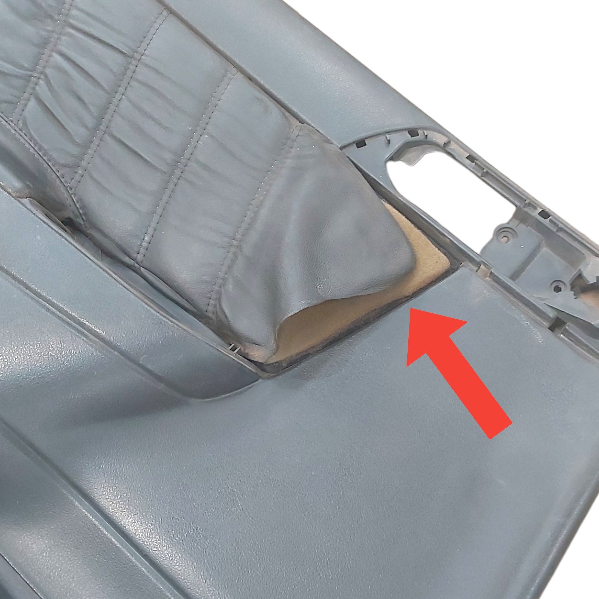 Forro Porta Traseira Esquerda Astra 99 2000 A 2011 Detalhe Cinza 2