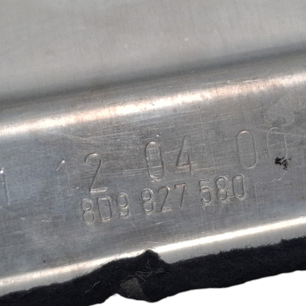 Suporte Direito Forro Tampa Traseira Audi A3 97 98 99 A 2006 6