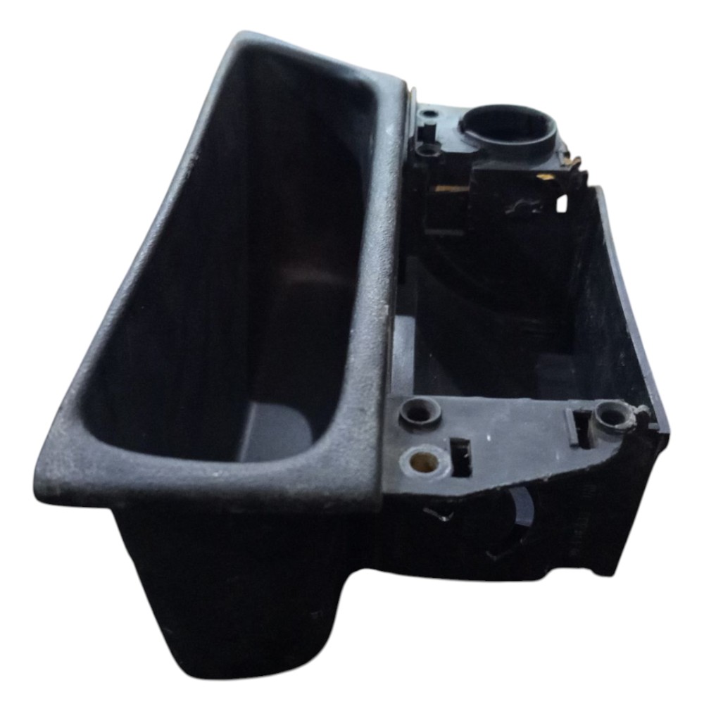 Moldura Cinzeiro Painel Central Gm Vectra 98 99 2000 2003 3