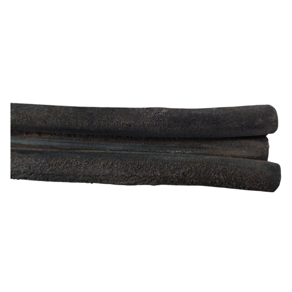 Borracha Canaleta Traseira Direita Santana 91 99 2000 A 2006 7