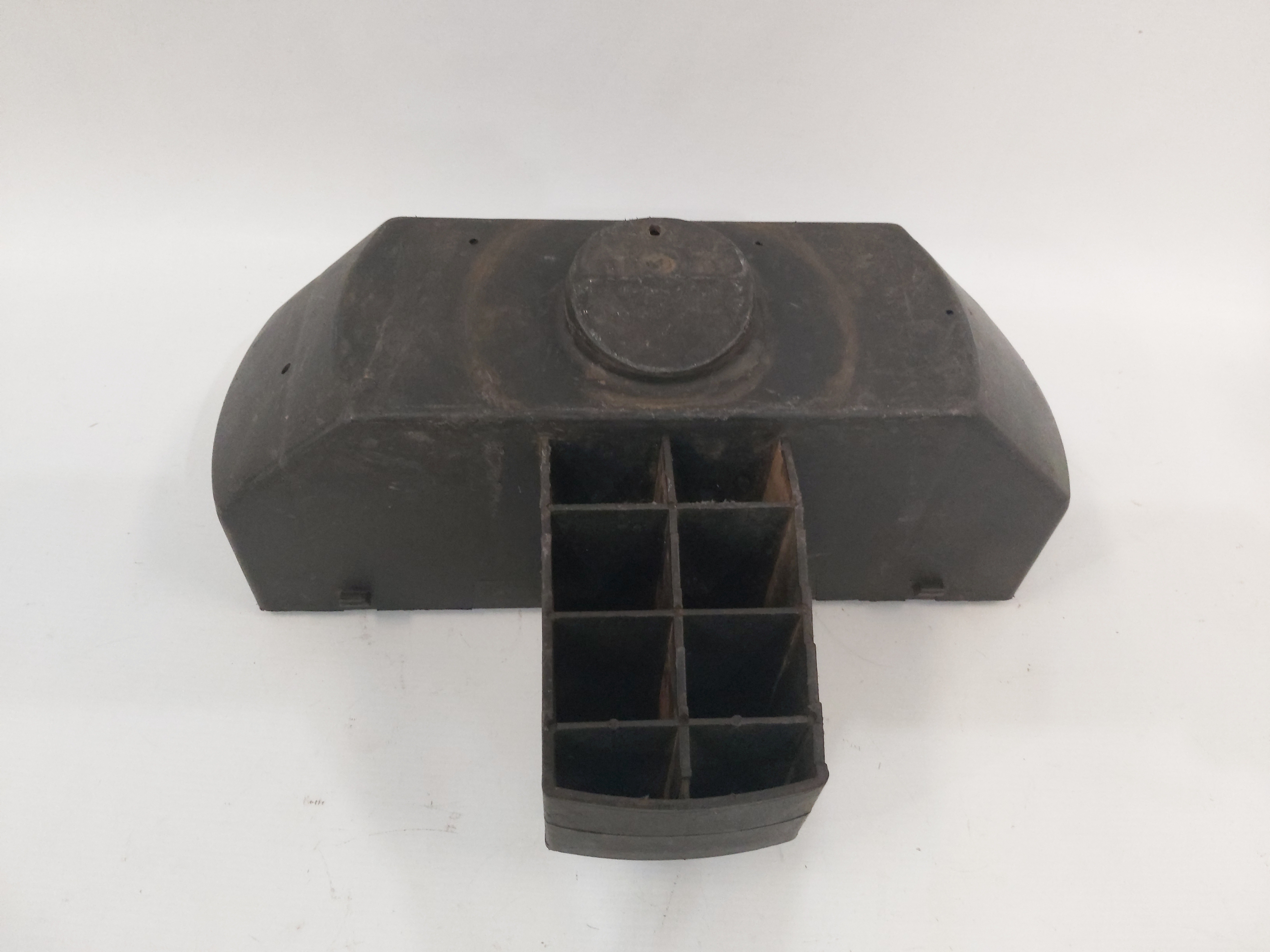 Suporte Caixa Kit Macaco Chave De Roda Peugeot Citroën 5
