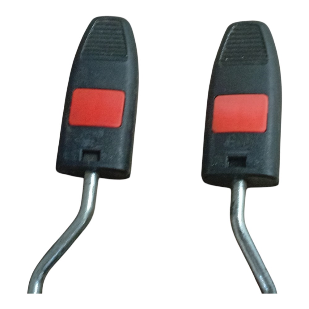 Par Pinos Travas Portas Traseiras Vectra Cd 98 99 2003 2005 5