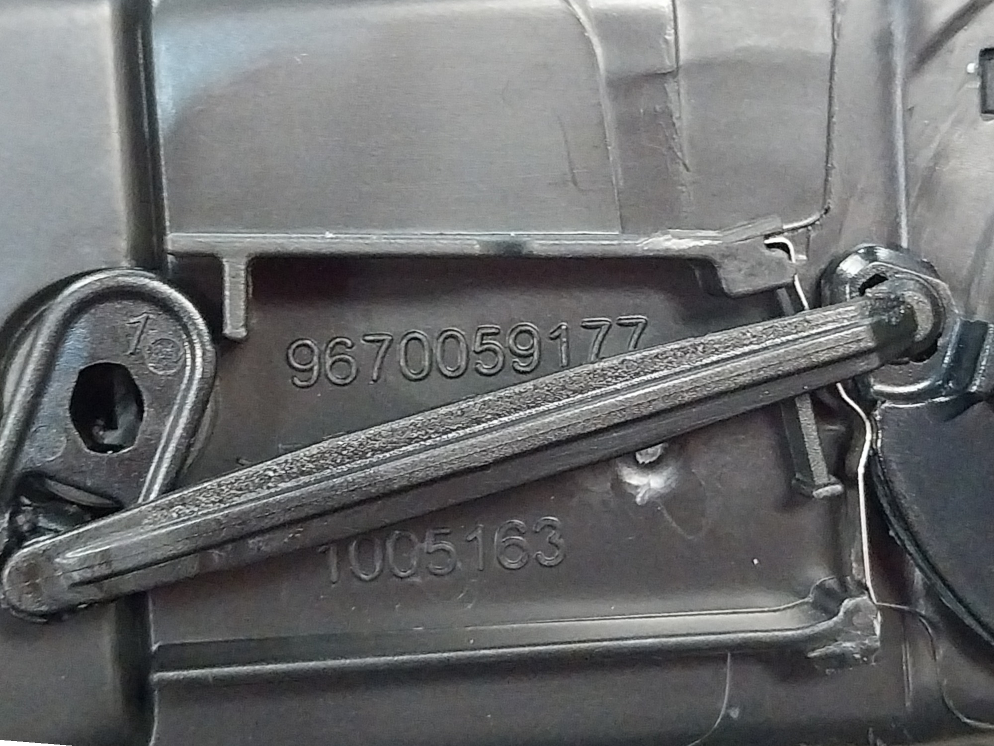 Difusor Ar Condicionado Central Peugeot 308 408 2011 A 2019 7