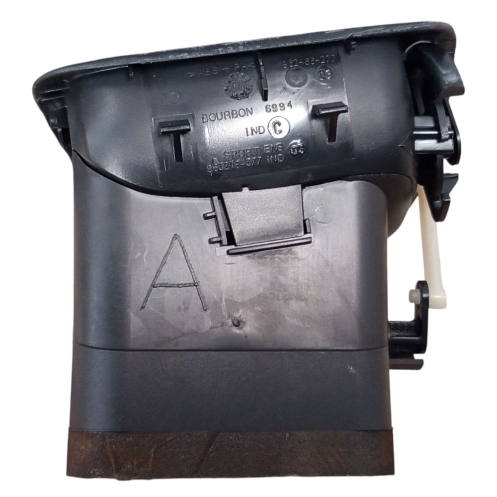 Difusor Ar Direito Peugeot 206 2001 2002 2003 A 2008 Detalhe 9
