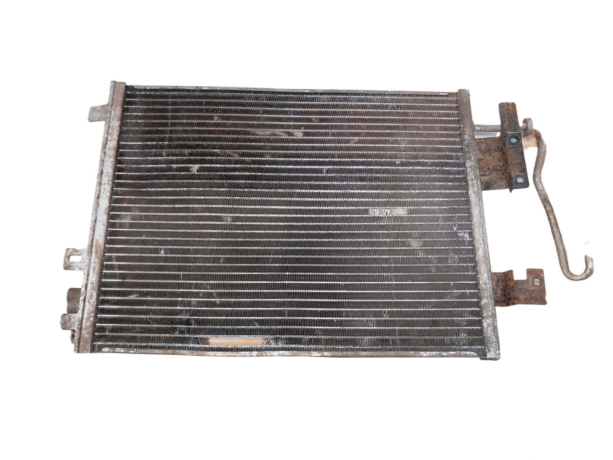 Condensador Ar Condicionado Renault Clio 98 99 2000 2012 2