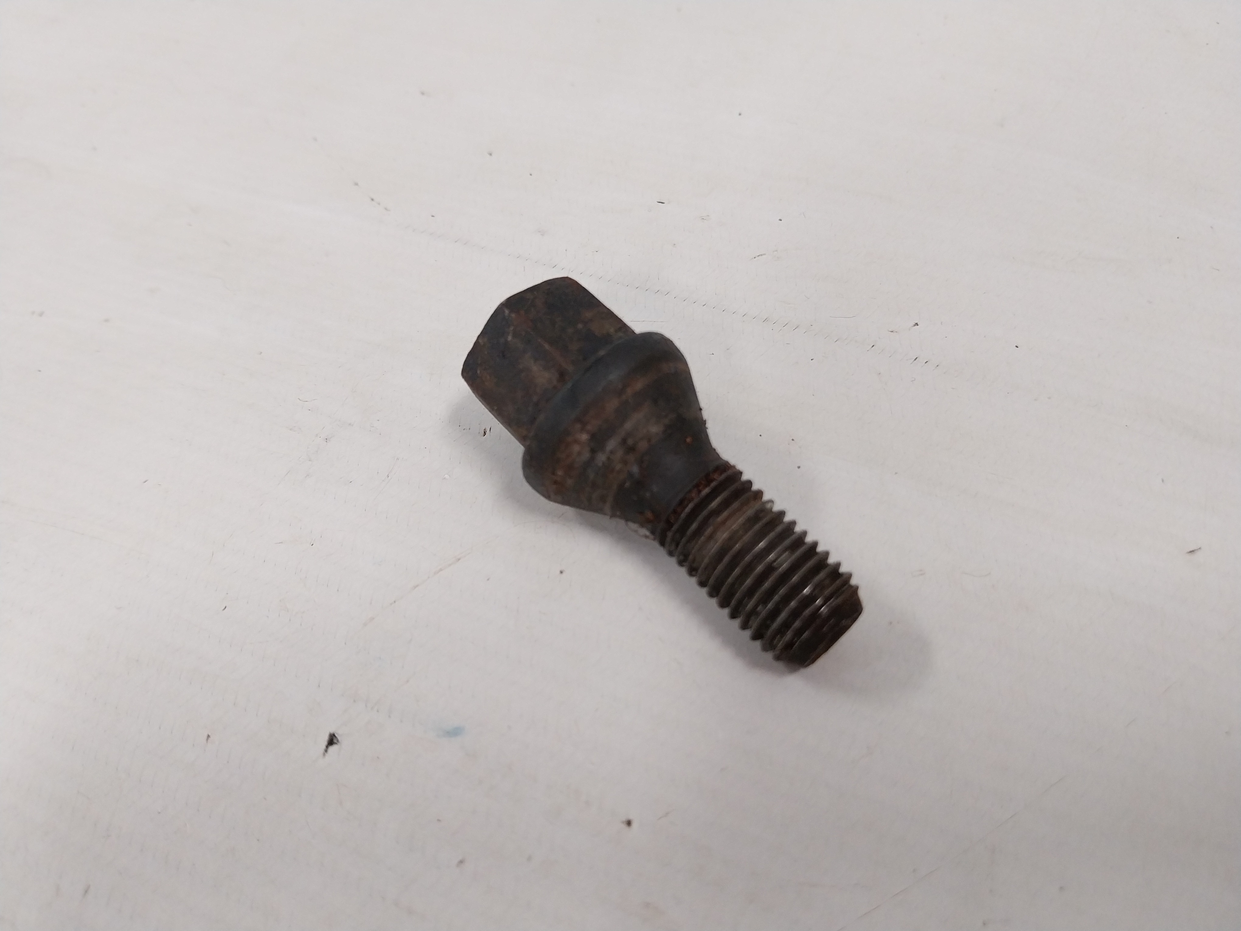Parafuso Roda Astra 99 2000 2005 2008 2009 2010 2011