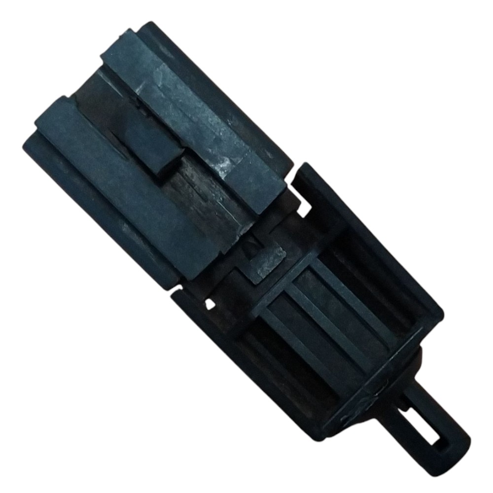 Interruptor Alarme Capô Vectra 97 98 99 2000 2001 2002 2005 4