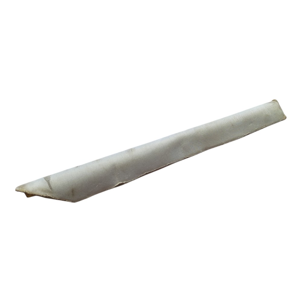 Moldura Coluna Direita Parabrisa Santana 91 96 99 2000 2006 4