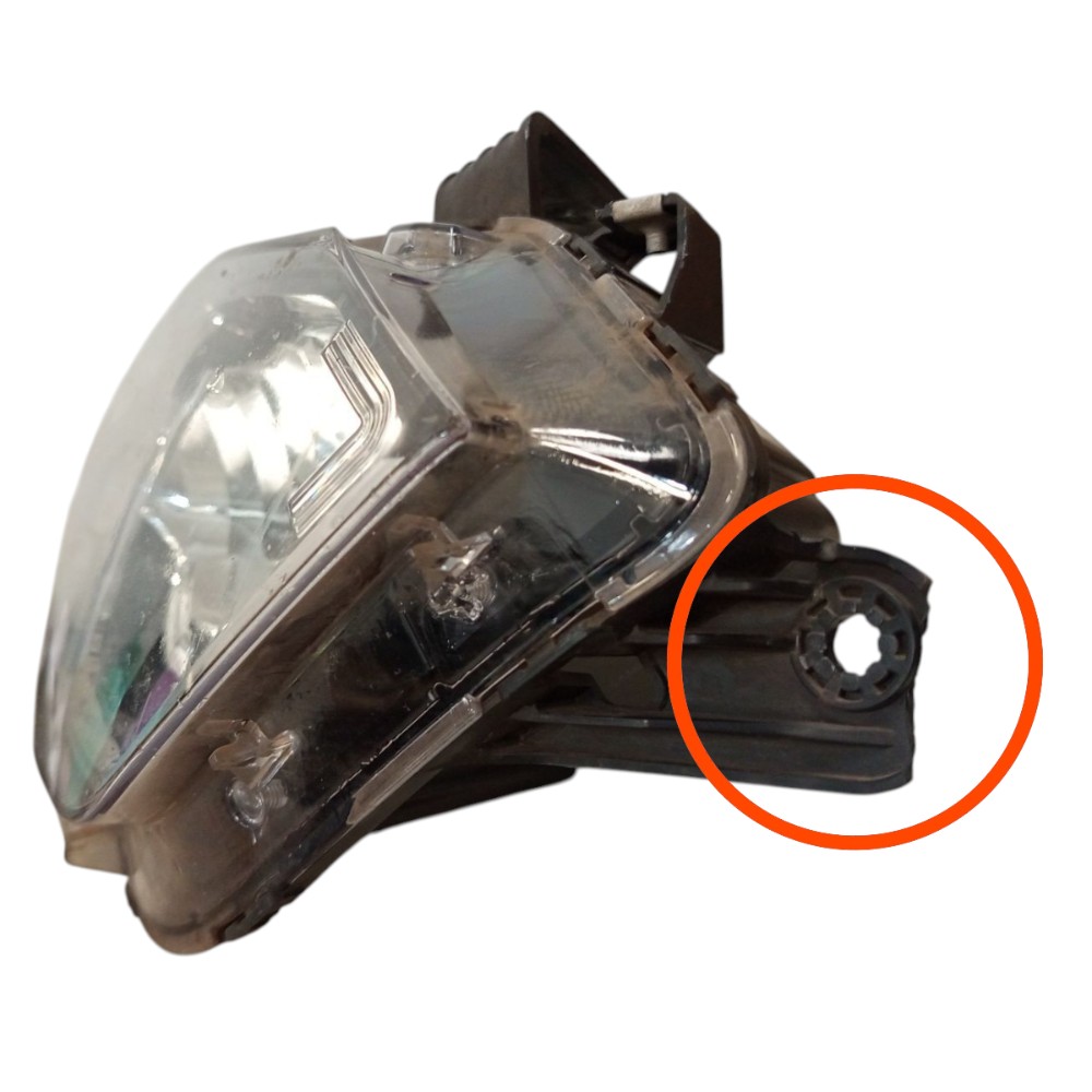 Farol Diateiro Direito Onix Prisma 2017 2018 2019 Detalhe  Direito/passageiro 2