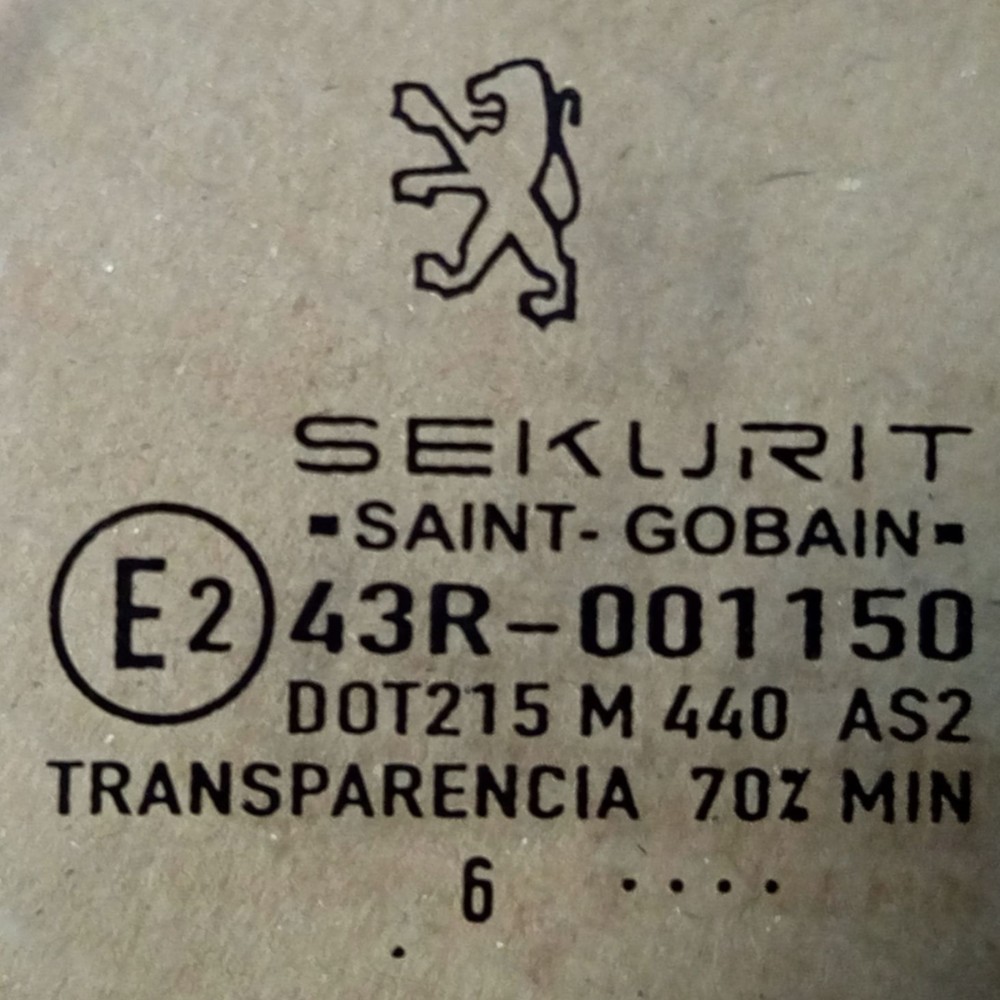 Vidro Porta Traseira Esquerda Peugeot 206 2001 2002 A 2008 2
