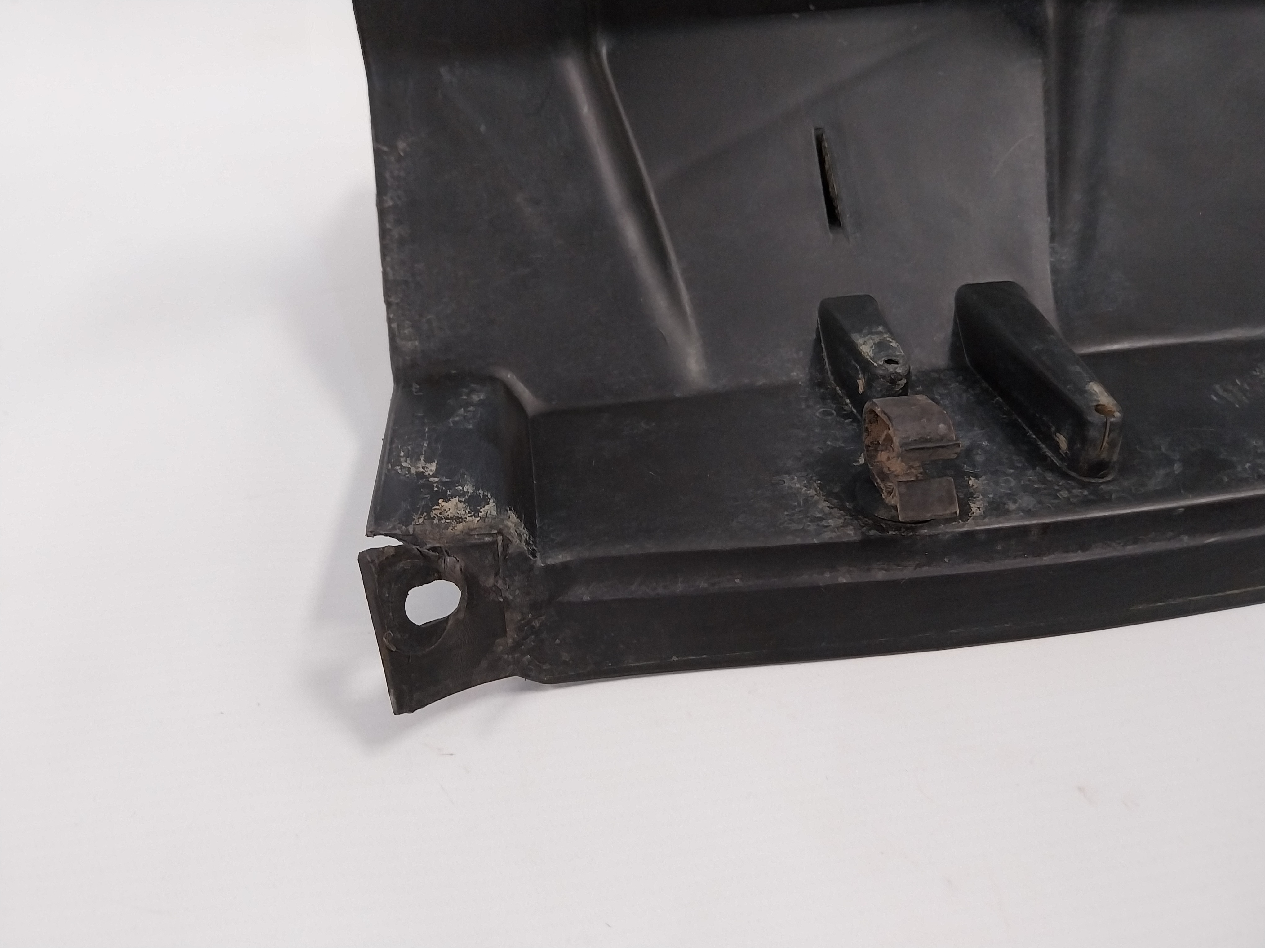 Acabamento Motor Limpador Ford Ka 99 2000 2001 2002 2003 8