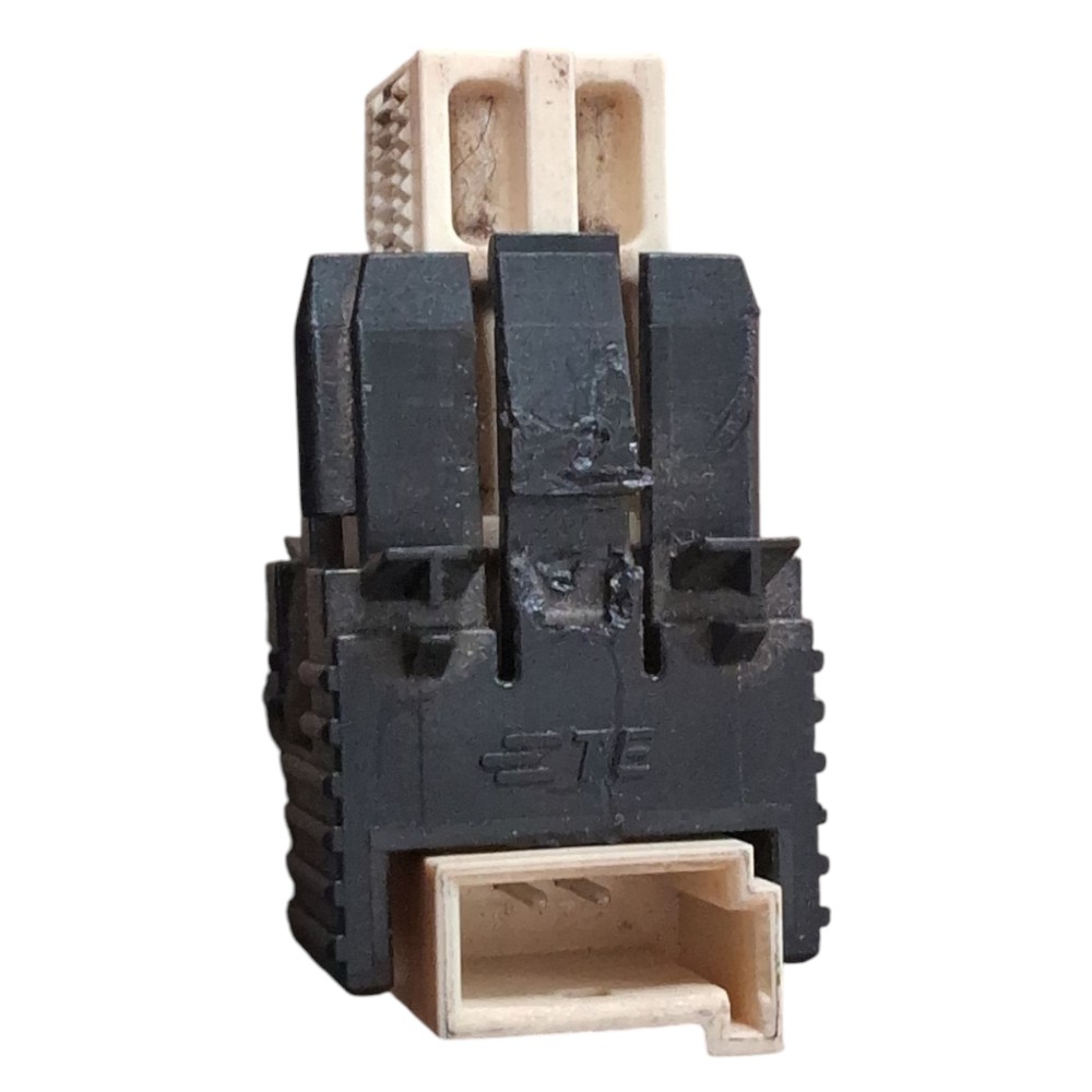Sensor Luz Pedal Freio Bmw 116 118 320 328 F30 2013 A 2019 4