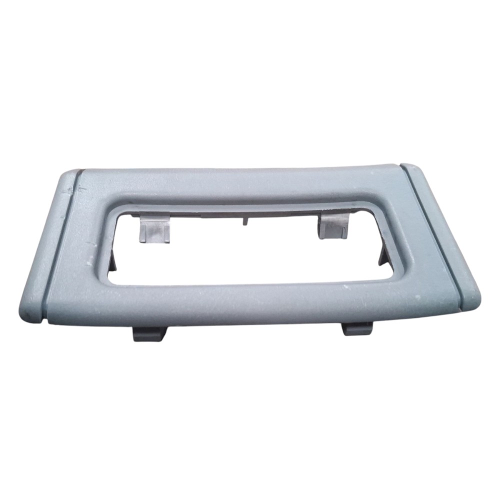 Moldura Luz Cortesia Porta Malas Peugeot 405 87 88 89 A 97 5