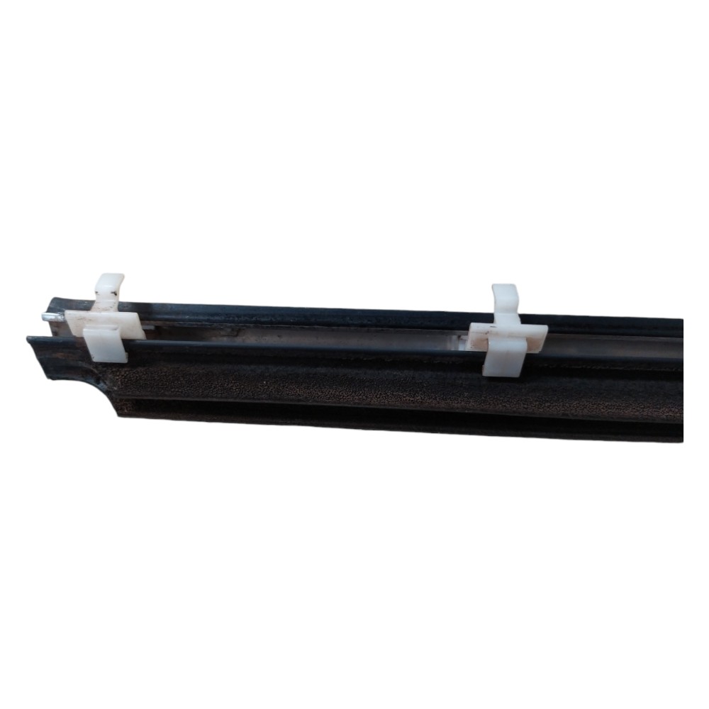 Pestana Ext Porta Tras Direita Subaru Legacy 94 A 99 Detalhe 5