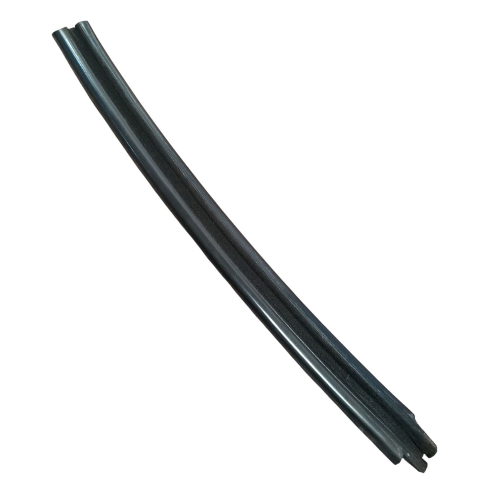 Borracha Vidro Traseiro Direito Santana 91 94 96 99 A 2006 1