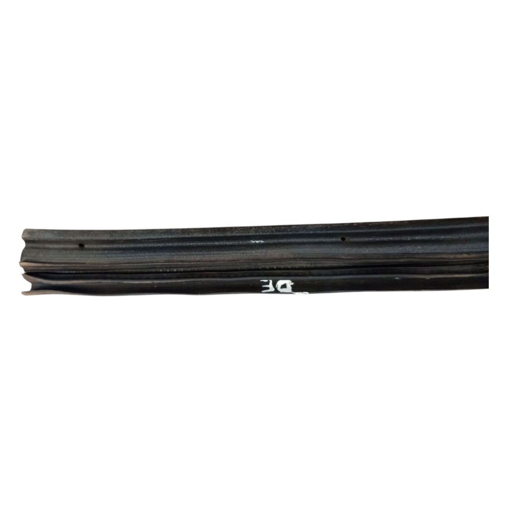 Borracha Porta Dianteira Esquerda Santana 91 96 99 2000 2006 7