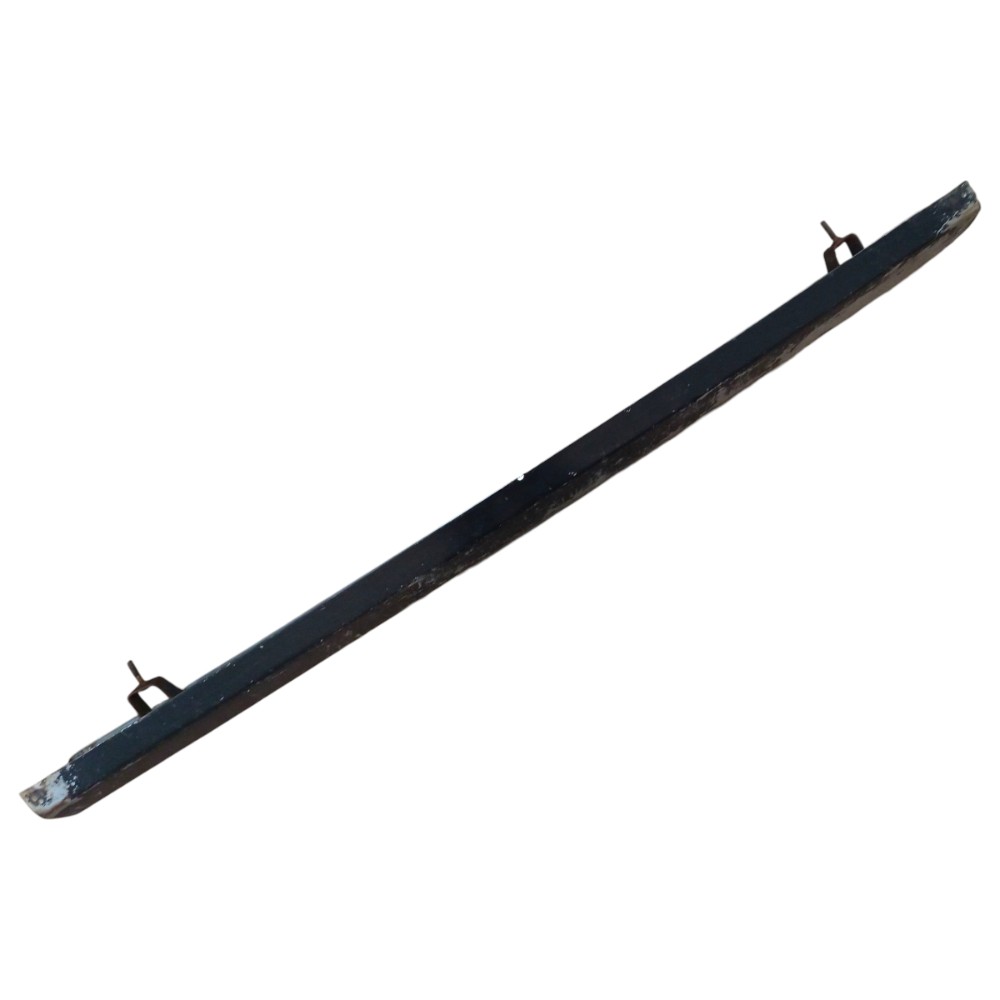 Moldura Milha Parachoque Traseiro Volkswagen Voyage 81 83 86 7