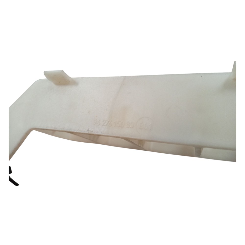 Moldura Suporte Plug Chicote Peugeot 206 2001 2002 2003 2008 4