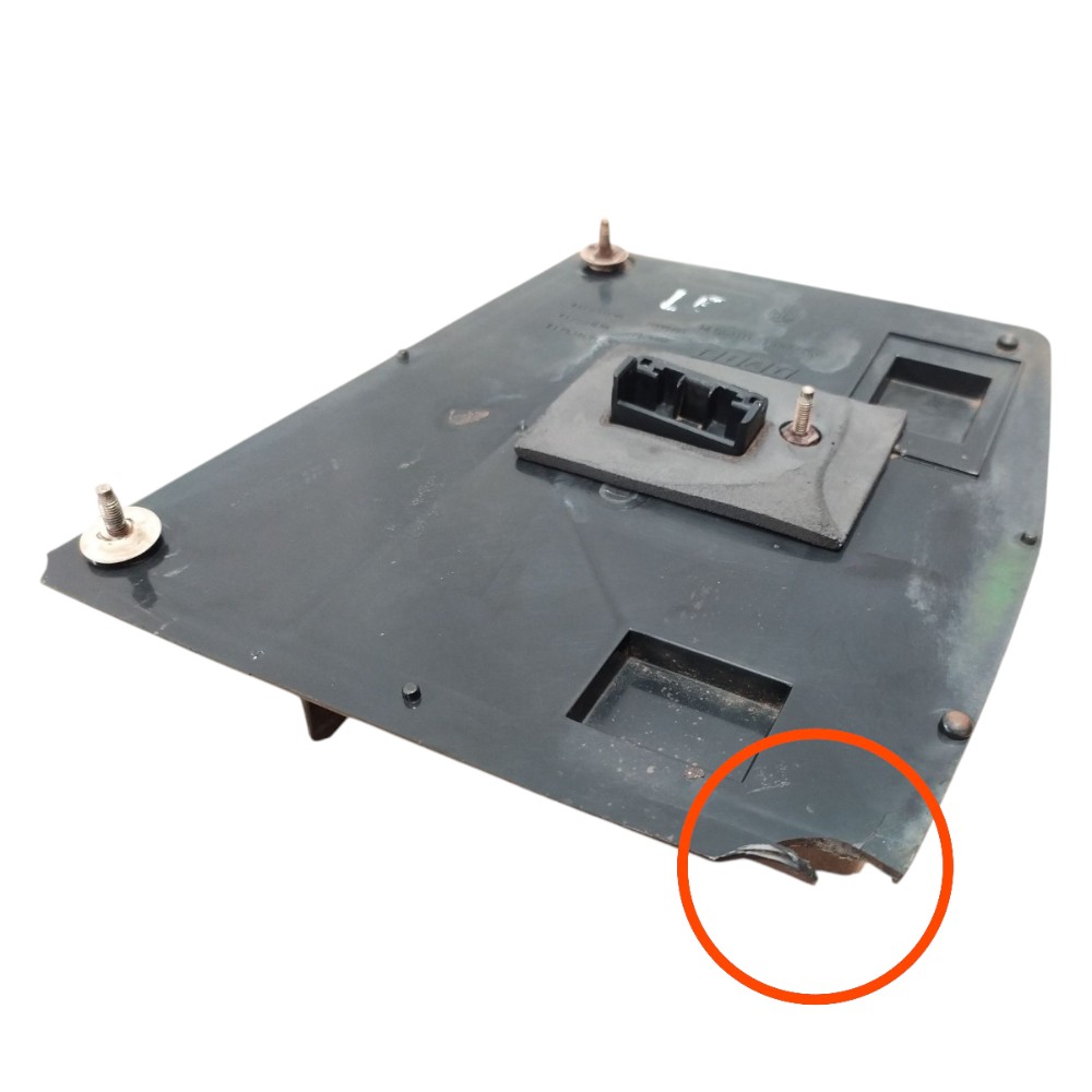 Carcaça Lanterna Mcarto Traseira Uno 84 85 86 A 2003 Detalhe Esquerdo/motorista 2