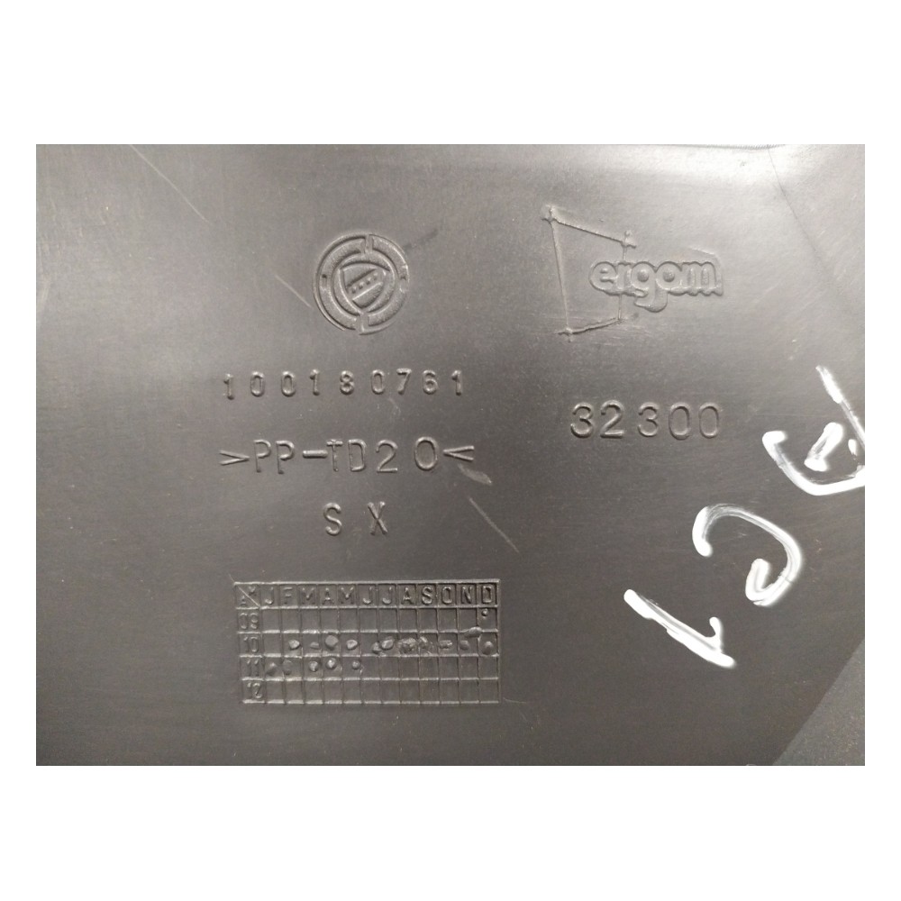 Moldura Lateral Esquerdo Console Uno Vivace 2010 2011 A 2015 4