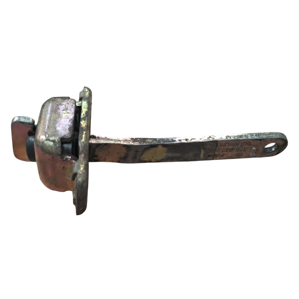 Limitador Porta Traseira Direita Santana 96 99 2000 A 2006