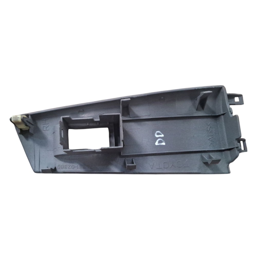 Moldura Vidro Elétrico Dianteiro Direito Corolla 2003 A 2008 4